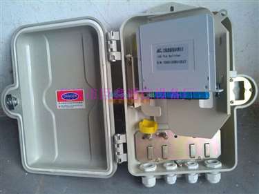 供應(yīng)廠家大量批發(fā)1分8光分路器箱——慈溪市巨鑫通信設(shè)備廠營(yíng)業(yè)部專業(yè)通訊設(shè)備服務(wù)